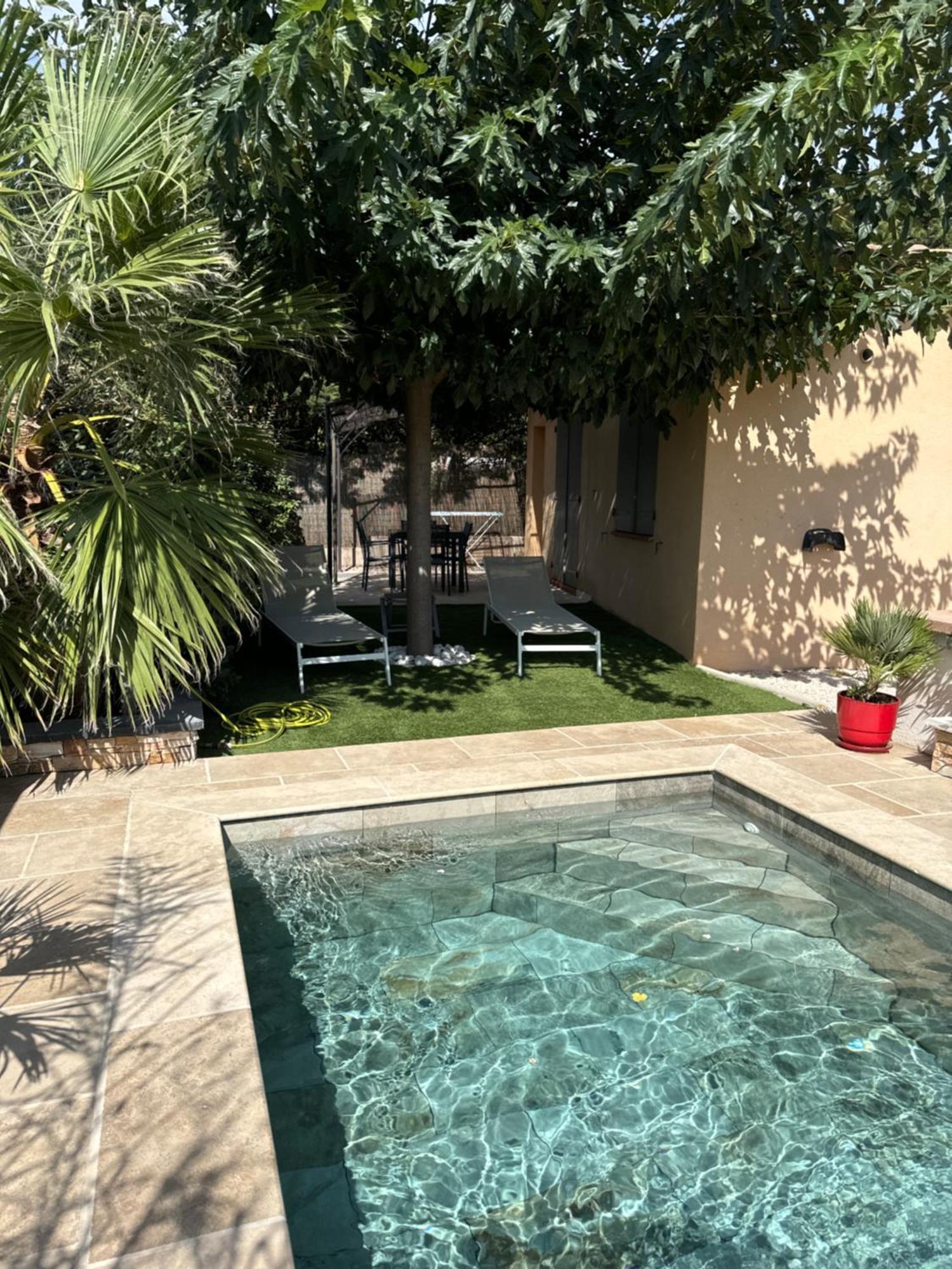 Villa, Maison Independante, Avec Piscine Privative Puget-sur Argens Exterior photo