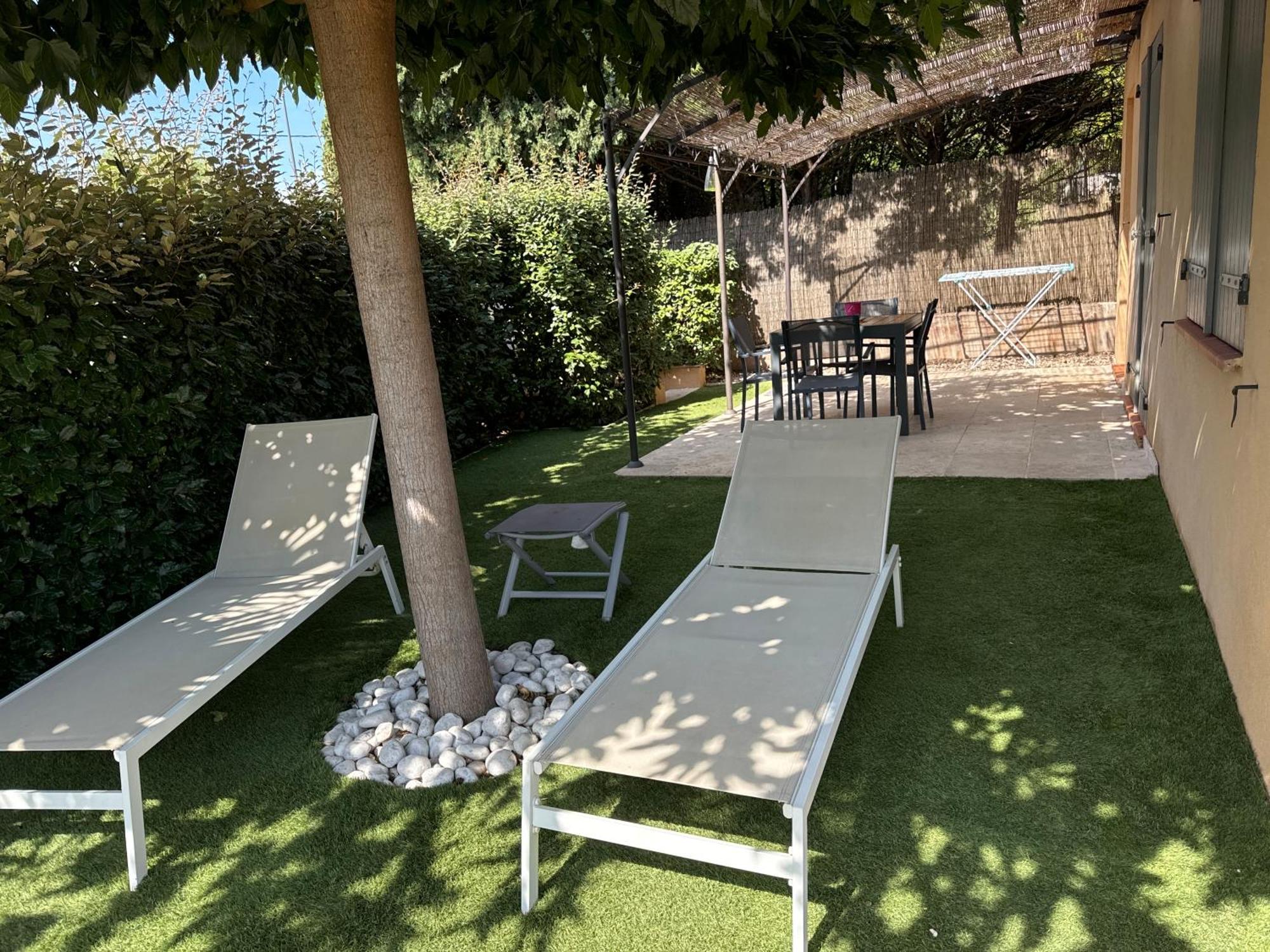 Villa, Maison Independante, Avec Piscine Privative Puget-sur Argens Exterior photo